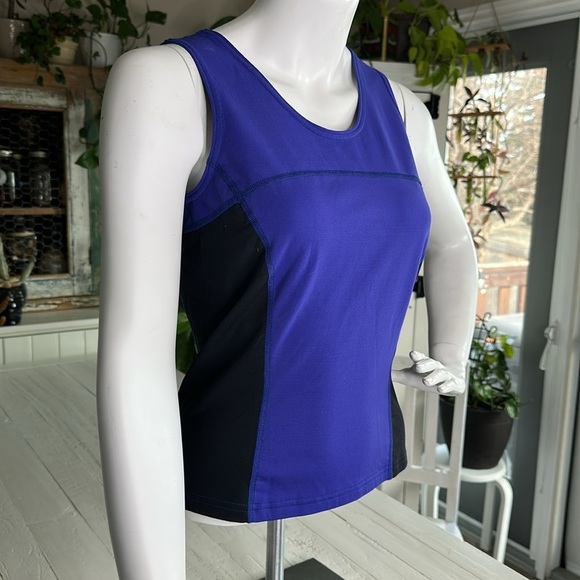 Vintage Y2K 1980s MEC small Women's purple Black Sleeveless work out/hike top - Picture 2 of 10